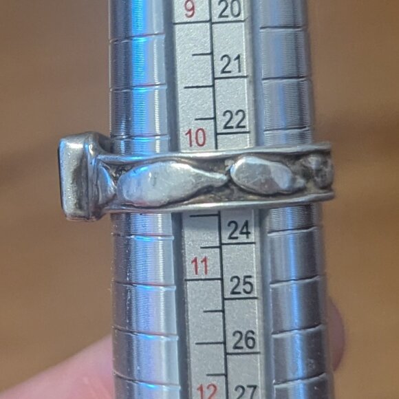 Vintage Sterling Silver Garnet Ring Raised 3D Multidimensional Band Boho Artisan - Picture 4 of 9